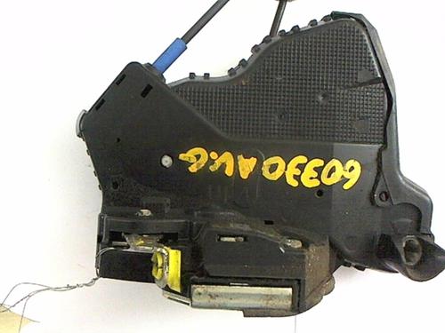 Front left lock TOYOTA COROLLA Verso (ZER_, ZZE12_, R1_) 2.2 D-4D (AUR10_, AUR10R) | BP20403760C98 
