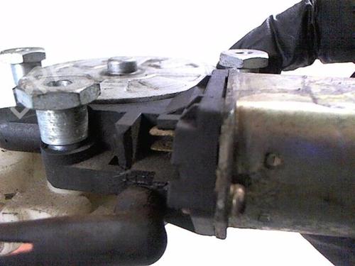 Used Rear left window mechanism Rear left window mechanism VOLVO S40 I (644) 1.9 DI (95 hp) 20472145 20472145