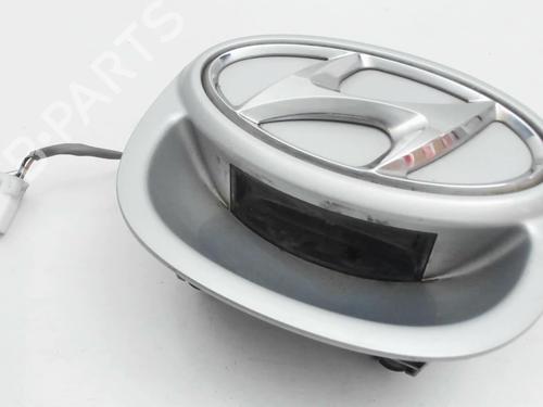 Used Tailgate handle Tailgate handle HYUNDAI i30 (FD) 1.6 CRDi (90 hp) 20705705 20705705