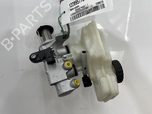 Used Brake master cylinder Brake master cylinder 37727638 37727638