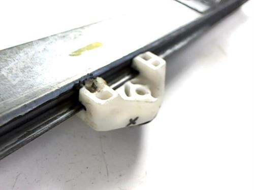 Used Front right window mechanism Front right window mechanism RENAULT KANGOO Express (FW0/1_) 1.5 dCi 70 (FW0A, KW0V) (68 hp) 20454633 20454633