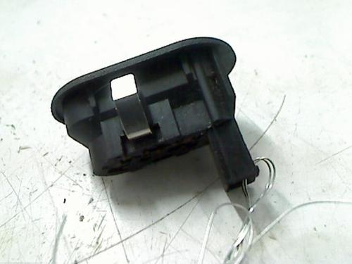 Used Right front window switch Right front window switch OPEL ASTRA G Hatchback (T98) 1.6 (F08, F48) (103 hp) 20472640 20472640
