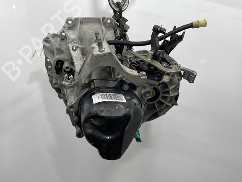 gearbox-dacia-sandero-ii-2012-28413910 main image