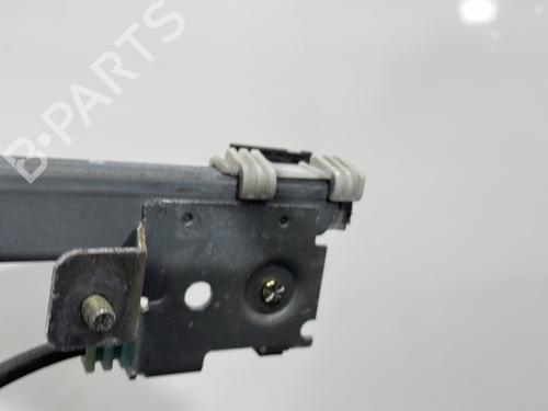 Used Front left window mechanism Front left window mechanism PEUGEOT 106 I (1A, 1C) [1991-1996] 33559730 33559730