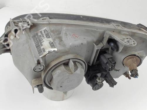 Used Right headlight Right headlight CHEVROLET AVEO Saloon (T300) 1.2 (86 hp) 20435630 20435630