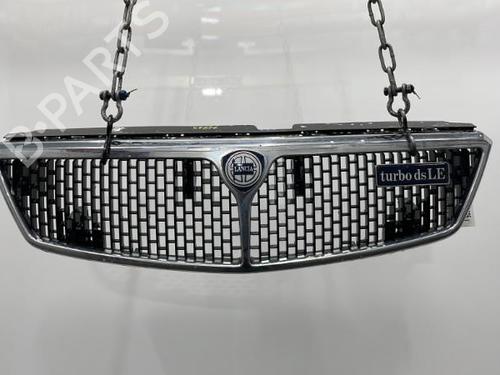 Used Grille Grille 21207411 21207411