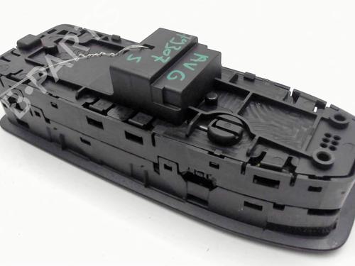 Used Left front window switch Left front window switch RENAULT CLIO V (B7_) 1.5 Blue dCi 85 (B7AG) (86 hp) 36526127 36526127