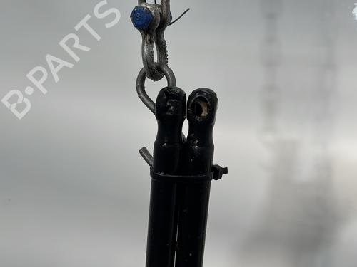 tailgate-lift-support-audi-tt-8j3-2006-2007-2008-2009-2010-2011-2012-2013-2014-2015-31362884 main image