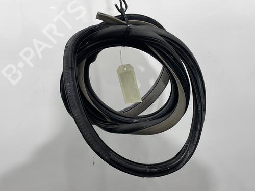 Gummiliste VW BORA Variant (1J6) 1.9 TDI (101 hp) 31126706