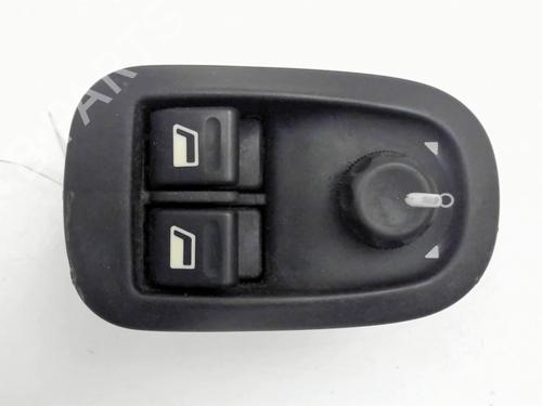 Used Left front window switch PEUGEOT 306 (7B, N3, N5) 1.9 SRDT (90 hp) 30547831