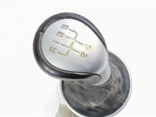 Used Shift knob Shift knob SKODA ROOMSTER (5J7) 1.9 TDI (105 hp) 21075339 21075339