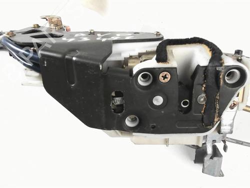 front-right-lock-suzuki-liana-hatchback-13-8227054830000-2001-20424344 main image