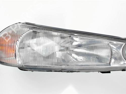 Used Right headlight FORD MONDEO II (BAP) 1.8 TD (90 hp) 20434472