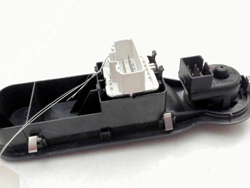 Used Left front window switch Left front window switch RENAULT MODUS / GRAND MODUS (F/JP0_) 1.5 dCi (FP0G, JP0G) (68 hp) 39759989 39759989