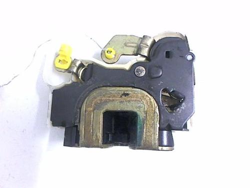 Used Rear left lock NISSAN MICRA II (K11) 1.0 i 16V (54 hp) 20452206