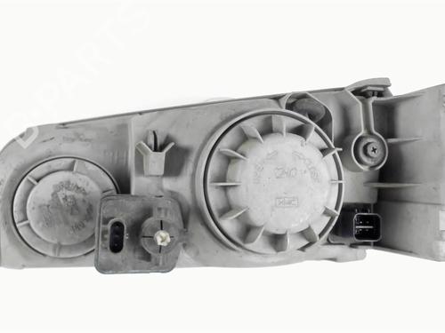 Right headlight HYUNDAI H-1 / STAREX Bus (A1) 2.5 CRDi | BP20414868C29 