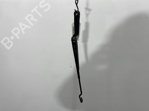 Used Front windshield wiper arm VW BORA Variant (1J6) 1.9 TDI (101 hp) 31126702