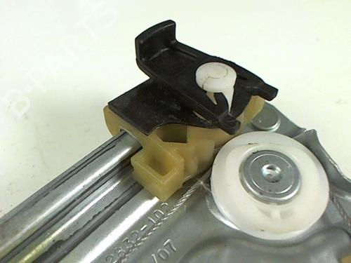 Fensterheber rechts vorne RENAULT MEGANE IV Hatchback (B9A/M/N_) 1.5 dCi 90 (B9A1) | BP20402912C23 
