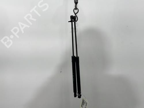 Used Tailgate lift support RENAULT CAPTUR I (J5_, H5_) 1.5 dCi 90 (J5N4, J5M5, J5MW, J5M6, J5AL, J5AJ) (90 hp) 30308603