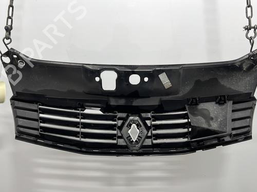 Grille RENAULT CLIO II (BB_, CB_) 1.2 16V (BB05, BB0W, BB11, BB27, BB2T, BB2U, BB2V, CB05,... | BP29338405C40 
