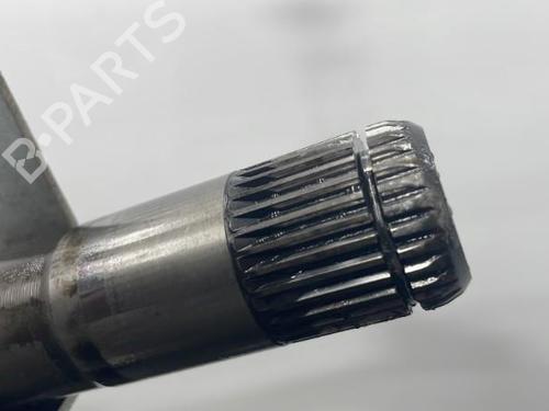 Used Right front driveshaft LAND ROVER RANGE ROVER III (L322) 3.0 D 4x4 (177 hp) 20388864