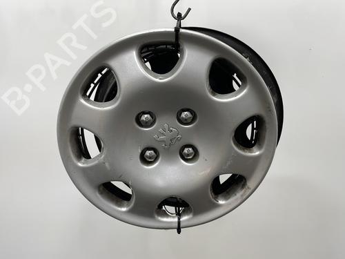 Used Hub cap PEUGEOT 406 (8B) 1.8 16V (110 hp) 29186330