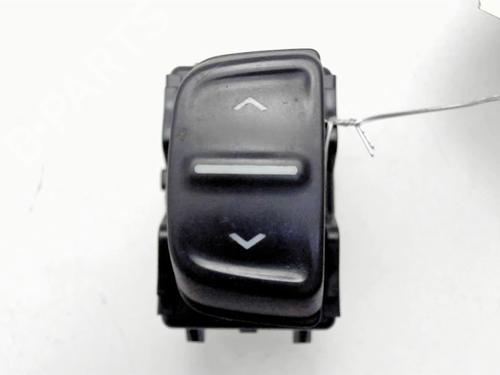 Used Left front window switch DACIA SANDERO II TCe 90 (B8M1, B8MA, B8AC) (90 hp) 24473705