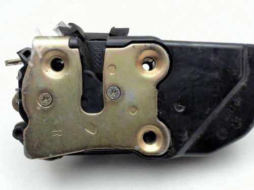 Used Front right lock CHRYSLER 300C Touring (LX, LE) 3.0 CRD (218 hp) 32396638