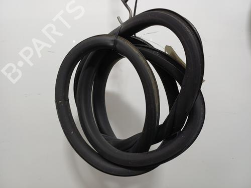 rubber-door-seal-peugeot-2008-i-cu_-2013-34230363 main image