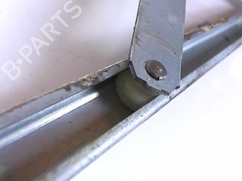 Vindusheismekanisme høyre foran SUZUKI SWIFT III (MZ, EZ) 1.3 (RS413, ZC11S) | BP20392162C23 