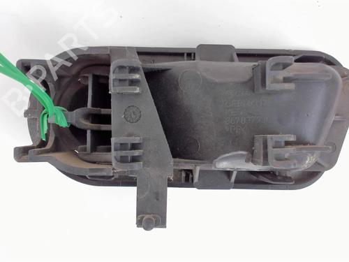 Used Front right interior door handle Front right interior door handle VW POLO Coupe (86C, 80) 1.3 G40 (113 hp) 21236033 21236033