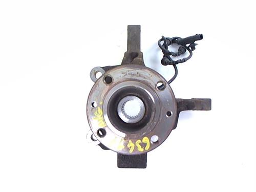 Used Left front steering knuckle RENAULT CLIO III (BR0/1, CR0/1) 1.5 dCi (C/BR0G, C/BR1G) (68 hp) 20444089