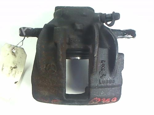 Venstre bremsekaliber foran MERCEDES-BENZ C-CLASS (W202) C 200 CDI (202.134) (102 hp) 20448721