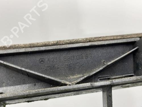 Grill Grill MERCEDES-BENZ E-CLASS T-Model (S211) E 320 T CDI (211.226) (204 hp) 20389116 20389116