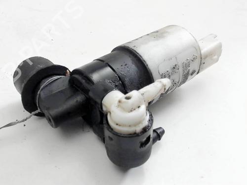 Used Washer pump Washer pump RENAULT SCÉNIC II (JM0/1_) 1.9 dCi (JM0G, JM12, JM1G, JM2C) (120 hp) 30819866 30819866