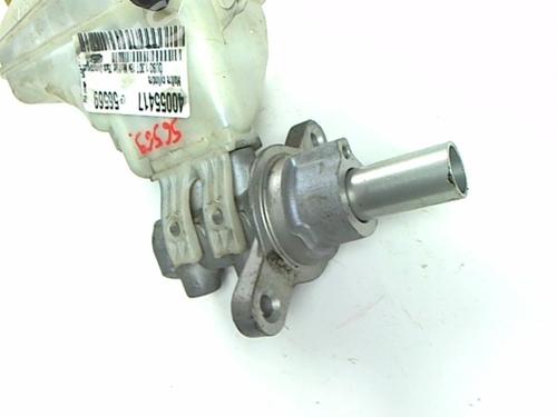 Used Brake master cylinder Brake master cylinder FIAT QUBO (225_) 1.3 D Multijet (225CXB1A, 225AXB1A, 225CXB11, 225AXB11,... (75 hp) 20462474 20462474