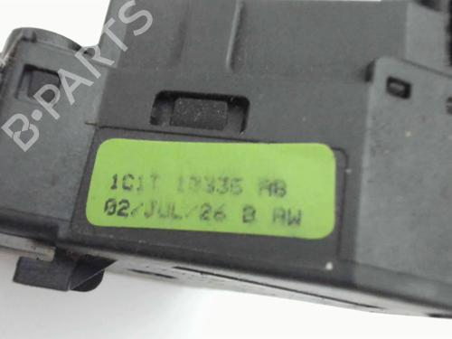 Used Switch Switch FORD TRANSIT Van (FA_ _) 2.0 DI (FAE_, FAF_, FAG_) (100 hp) 20446617 20446617