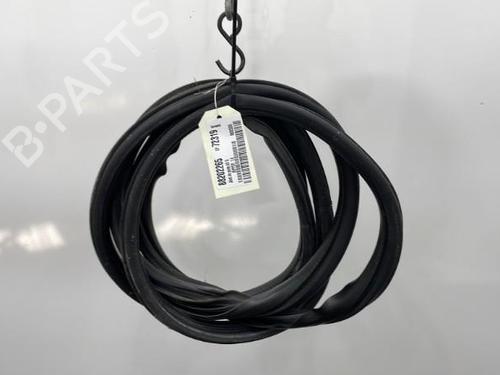 Used Rubber door seal PEUGEOT BIPPER (AA_) 1.4 HDi (68 hp) 20389227