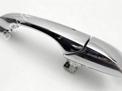 Used Rear left exterior door handle CHRYSLER 300C Touring (LX, LE) 3.0 CRD (218 hp) 25445084