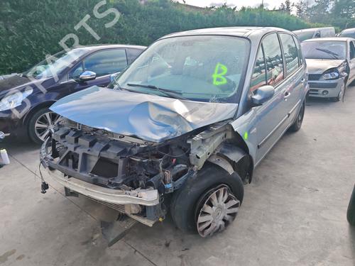 Brugte RENAULT SCÉNIC II (JM0/1_) 1.5 dCi (JM1E, JM16) (106 hp) 4326931