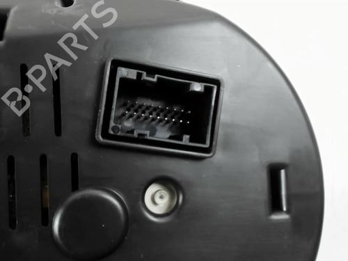 Used Instrument cluster Instrument cluster 32013868 32013868