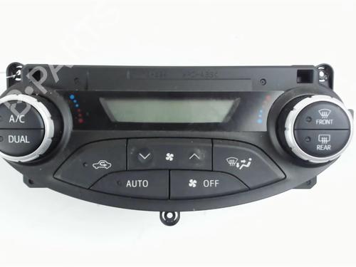 Used Climate control TOYOTA YARIS (_P13_) 1.5 Hybrid (NHP130_, NHP130) (101 hp) 23841004