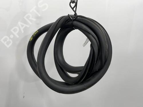 Used Rubber door seal CITROËN C3 II (SC_) 1.4 HDi 70 (SC8HZC, SC8HR0, SC8HP4) (68 hp) 20394147