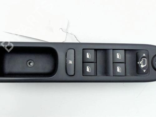 Used Left front window switch PEUGEOT 307 CC (3B) 2.0 16V (136 hp) 32787081