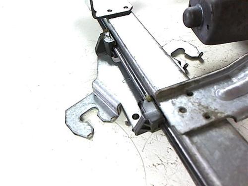 Used Front right window mechanism Front right window mechanism ALFA ROMEO 146 (930_) 1.6 i.e. 16V T.S. (930.B2B, 930.B2C) (120 hp) 21234458 21234458