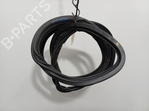 rubber-door-seal-audi-q7-4lb-2006-2007-2008-2009-2010-2011-2012-2013-2014-2015-2016-36372358 main image