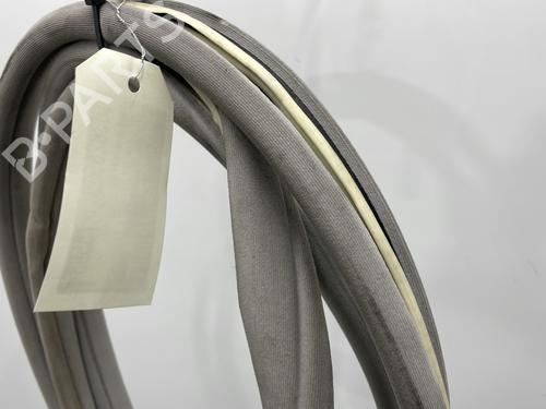 rubber-door-seal-mercedes-benz-e-class-w210-1995-1996-1997-1998-1999-2000-2001-2002-2003-24810178 main image