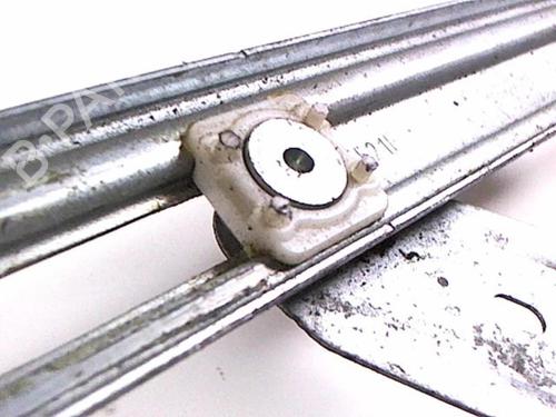 Used Rear left window mechanism Rear left window mechanism FORD FOCUS II (DA_, HCP, DP) 1.6 TDCi (109 hp) 20473490 20473490