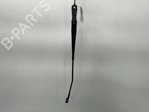 Used Front windshield wiper arm OPEL CROSSLAND X / CROSSLAND (P17, P2QO) 1.2 (75) (131 hp) 20390048