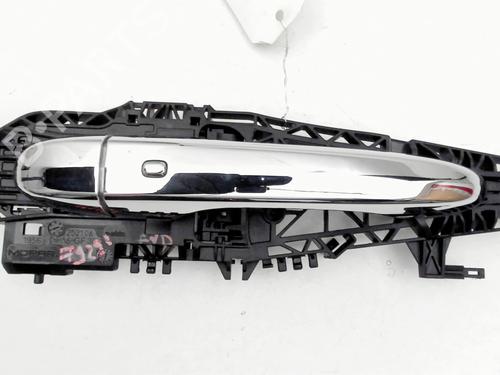 front-right-exterior-door-handle-fiat-500x-334_-2014-36669224 main image